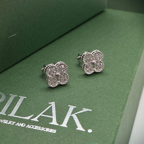 Moissanite Clover Set