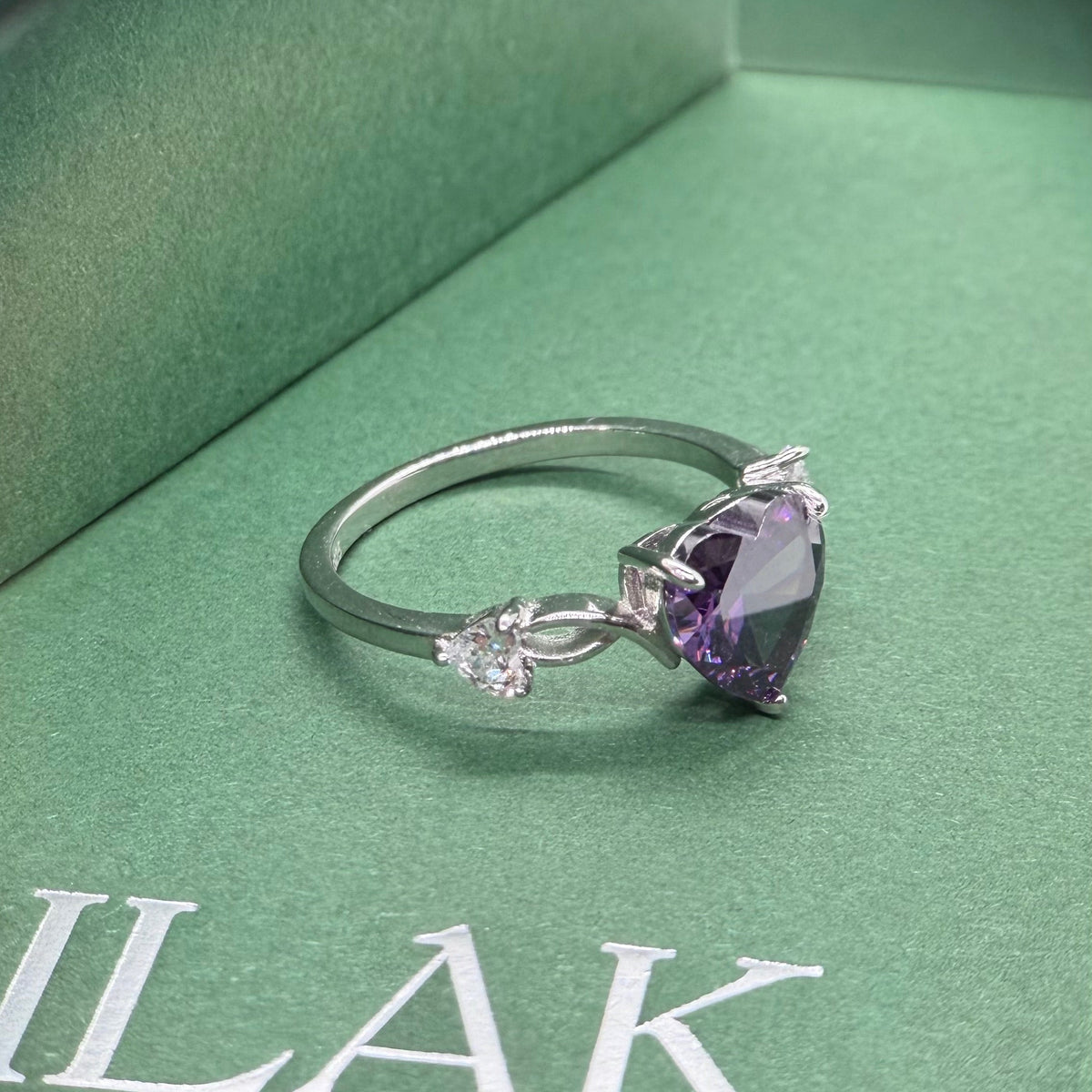 Amore Lilac Ring