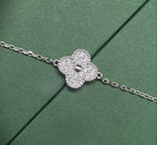 Zircon Clover Bracelet