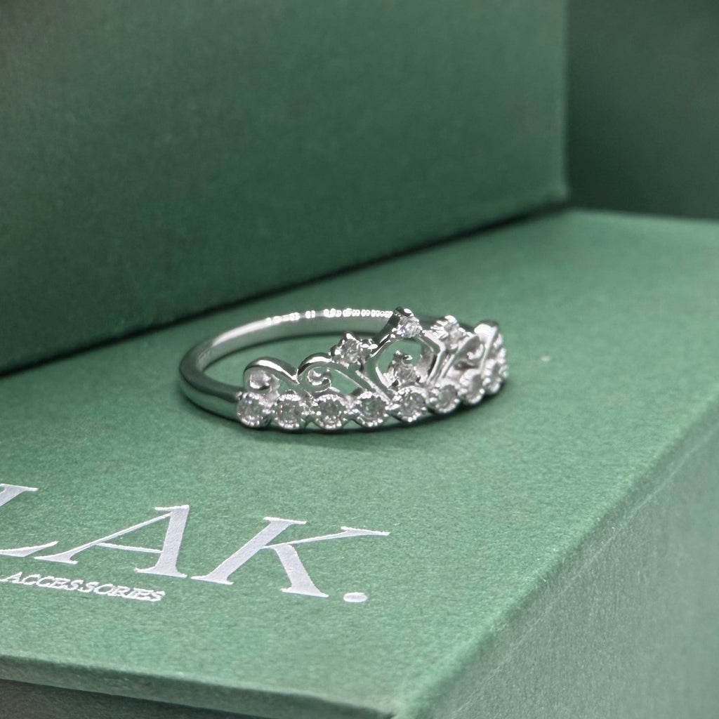 Tiara Ring