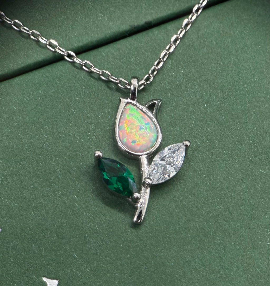 Tulip Necklace