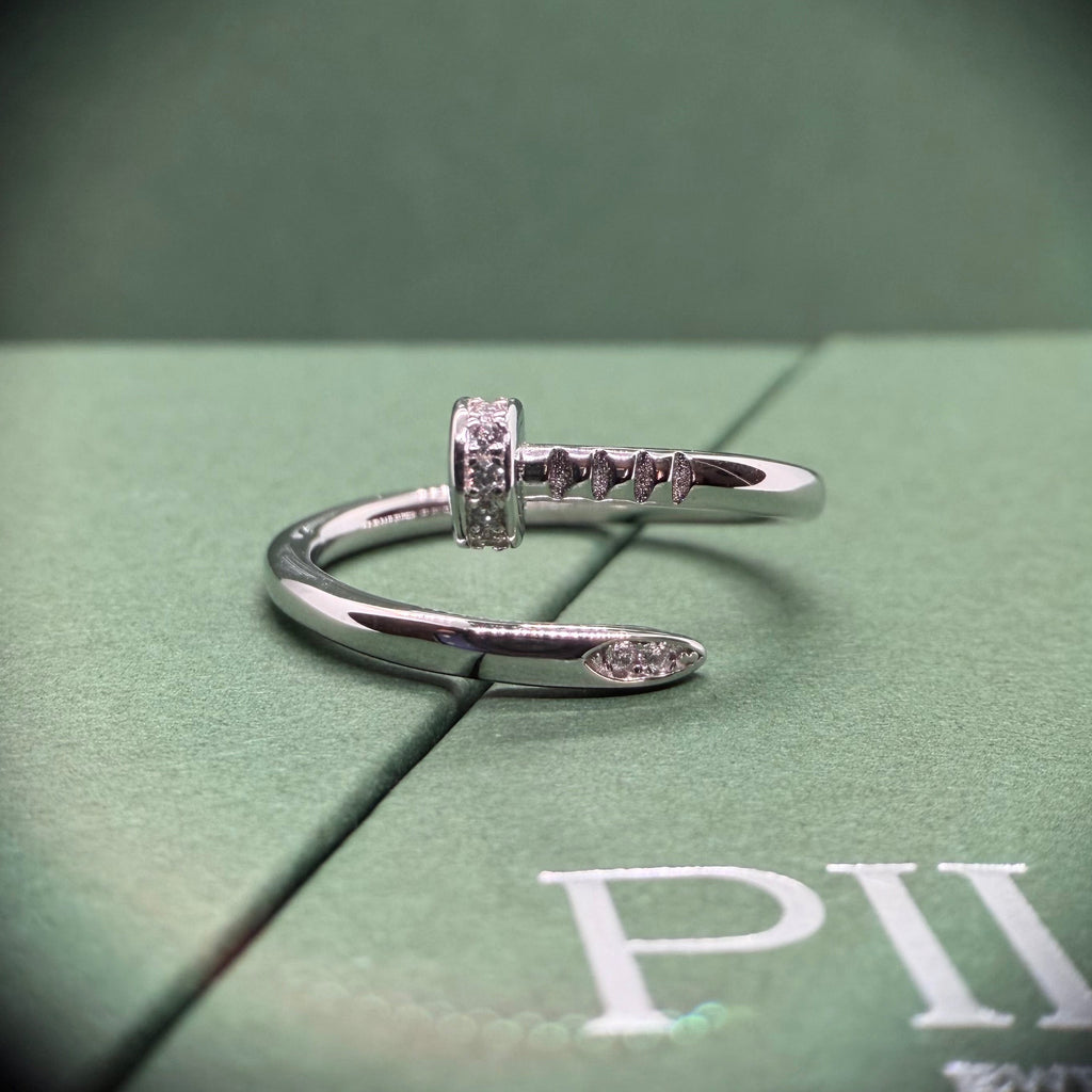 Nail Ring