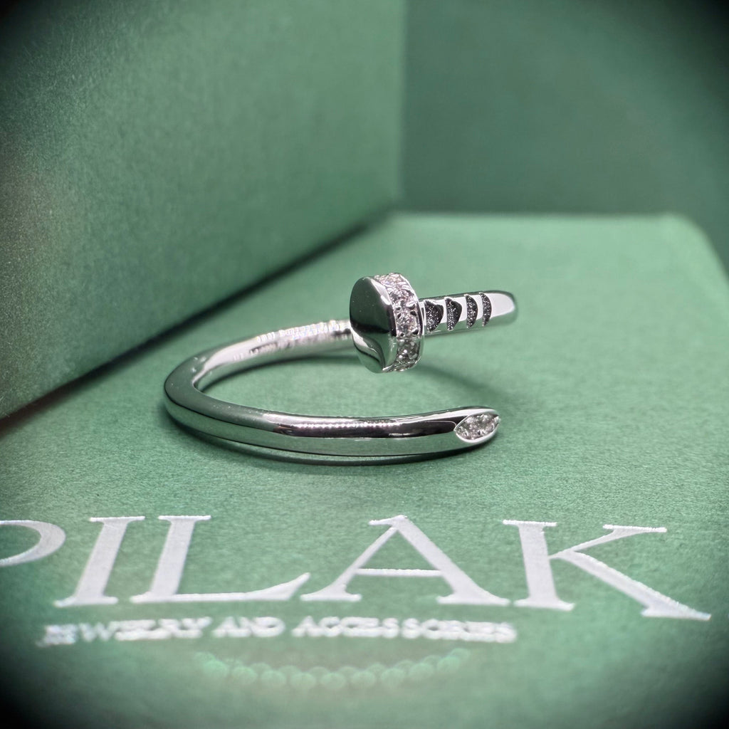 Nail Ring