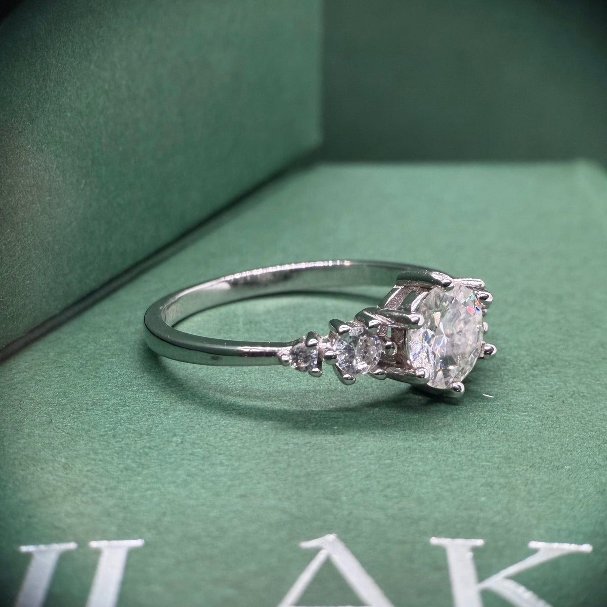 Charlotte Ring
