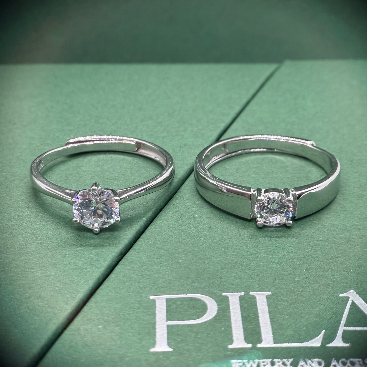 Aura Couple Ring