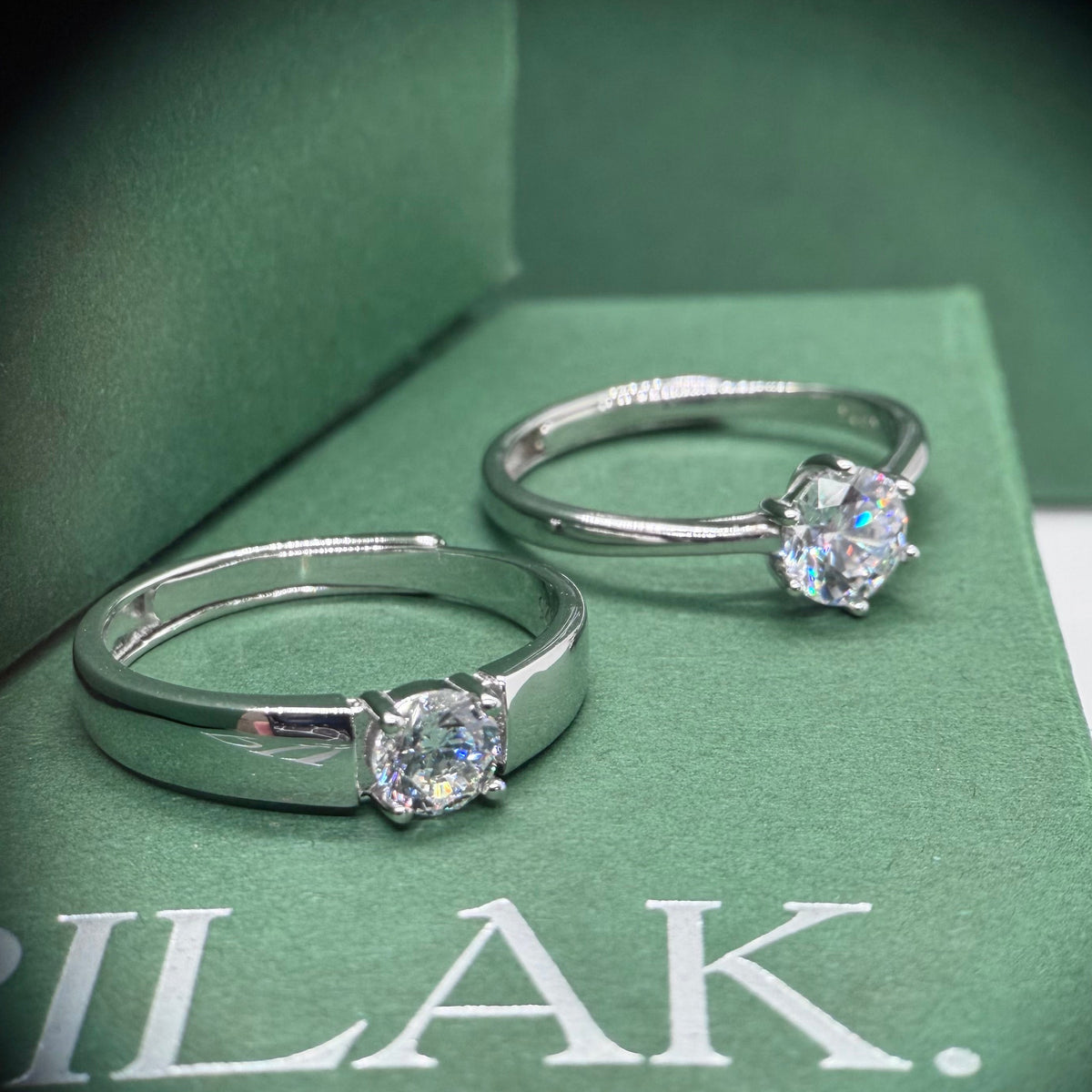 Aura Couple Ring