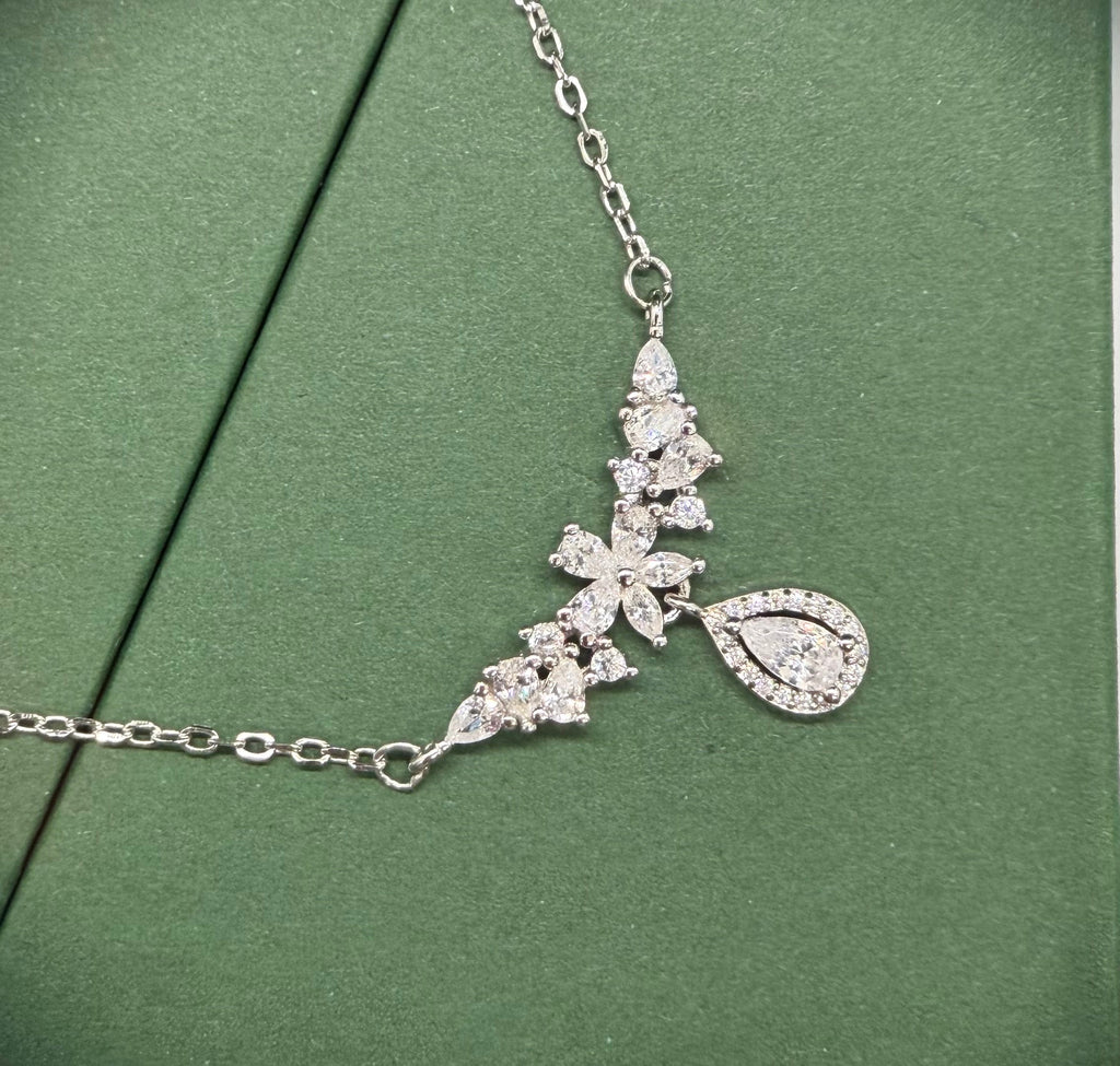 Aliyah Necklace